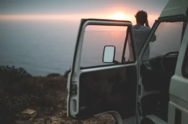 Furgonetas para trasnporte turistico desde Guayaquil a Cuenca, Ambato, Baños de Tungurahua, Loja, Riobamba